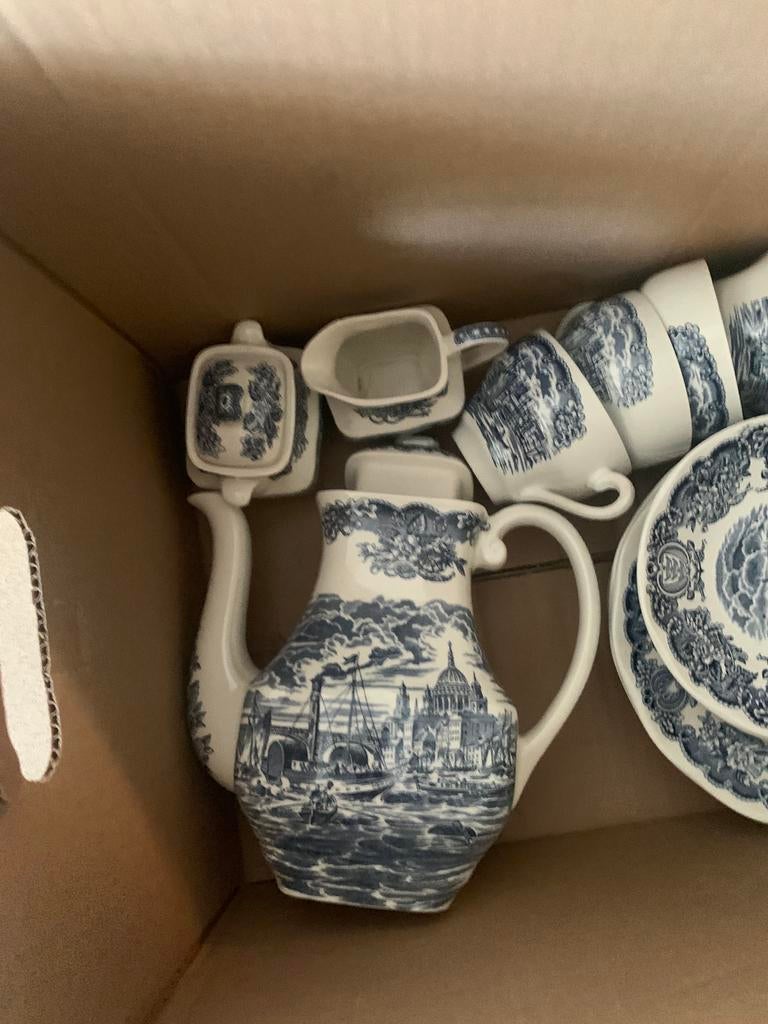 Servies delft, Ophalen