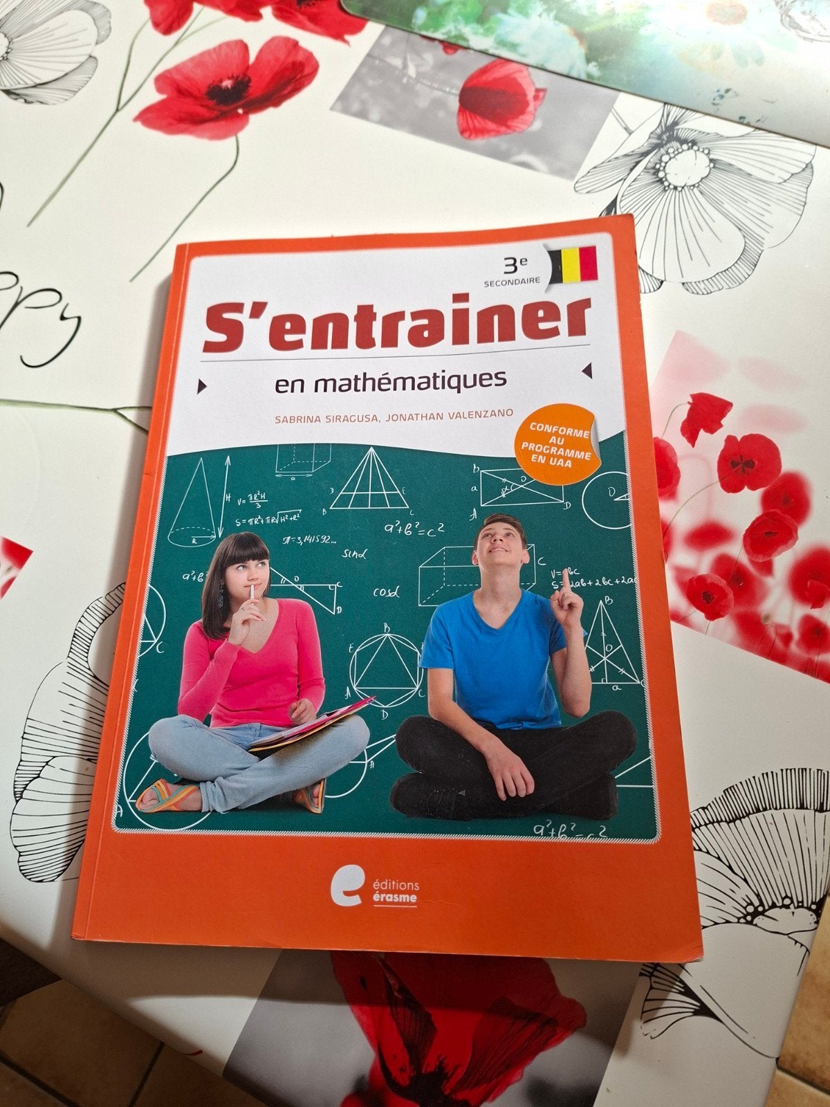 S'entraîner en mathématiques. S. Siragusa.  3eme secondaire., Livres, Enlèvement ou Envoi, Secondaire