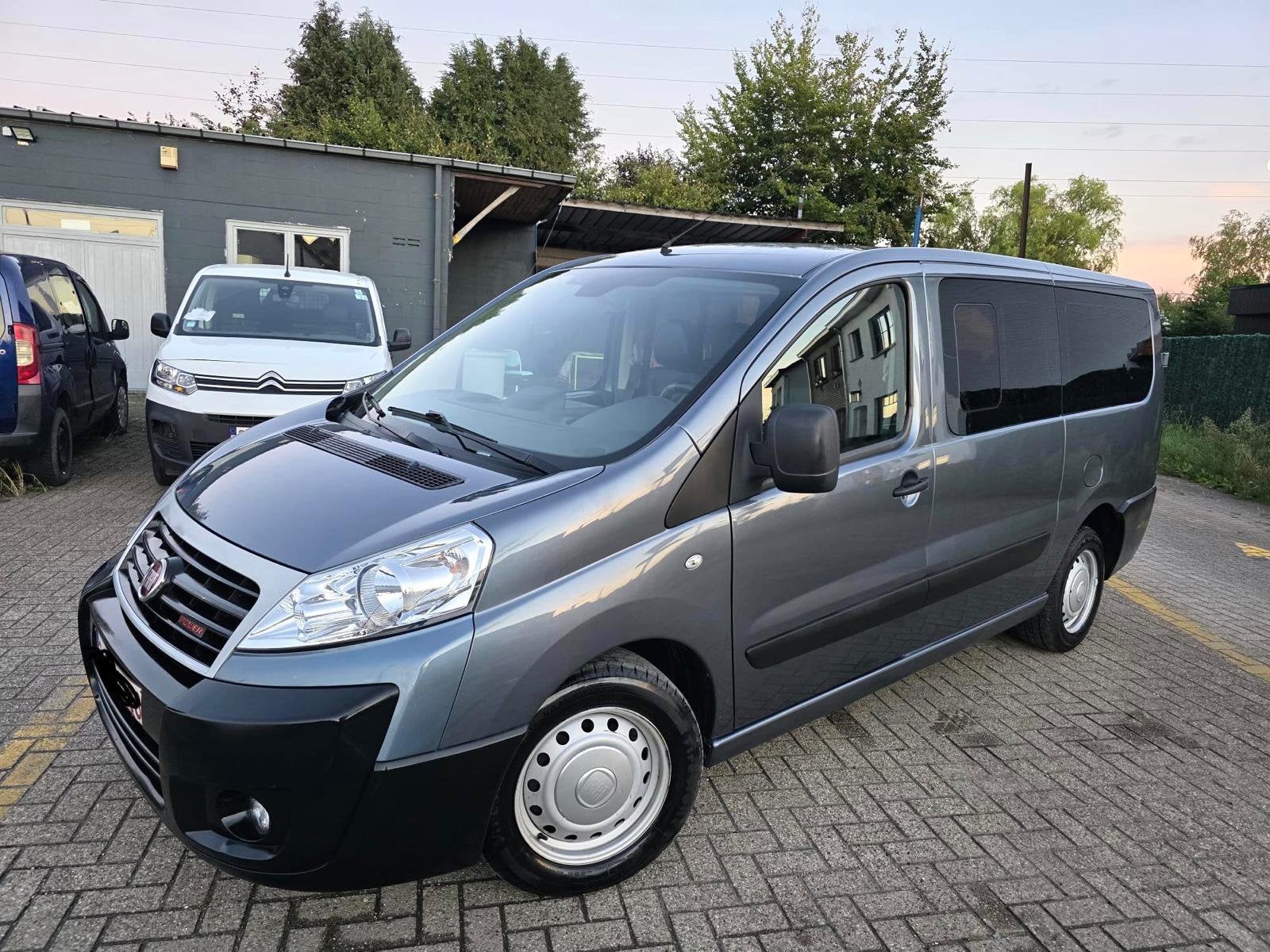 Fiat Scudo 165 Multijet/2.0 Diesel/9 Zitplaatsen, Auto's, Parkeersensor, Euro 5, Zwart, 4 cilinders