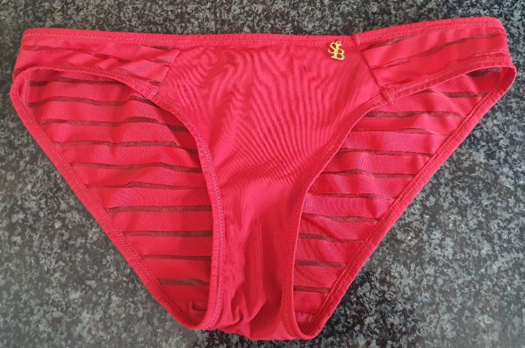 Rode slip van Sapph maat S, SAPPH, Ophalen of Verzenden, Rood, Slip