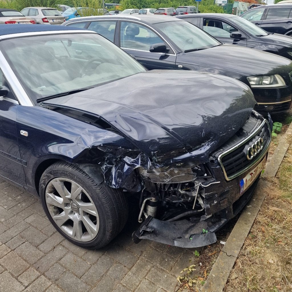 Audi A4 Cabriolet 2.4 V6 Automaat - Schadewagen, Autos, Audi, Entreprise, Achat, A4, Airbags, Essence, Euro 4, Cabriolet, 3 portes