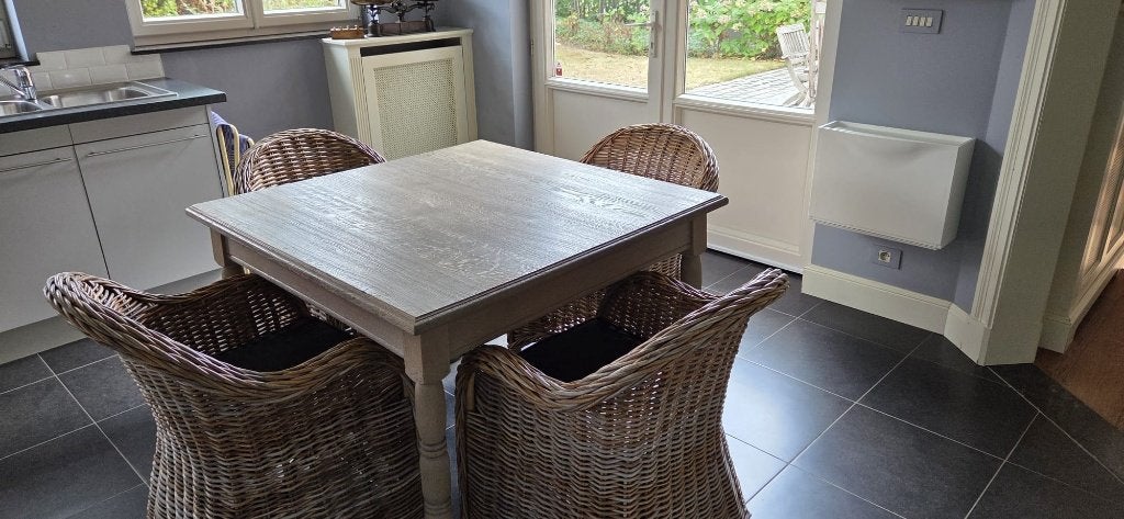 grijs gelazuurde eiken keukentafel + stoelen, Huis en Inrichting, Tafels | Eettafels, Ophalen, Gebruikt
