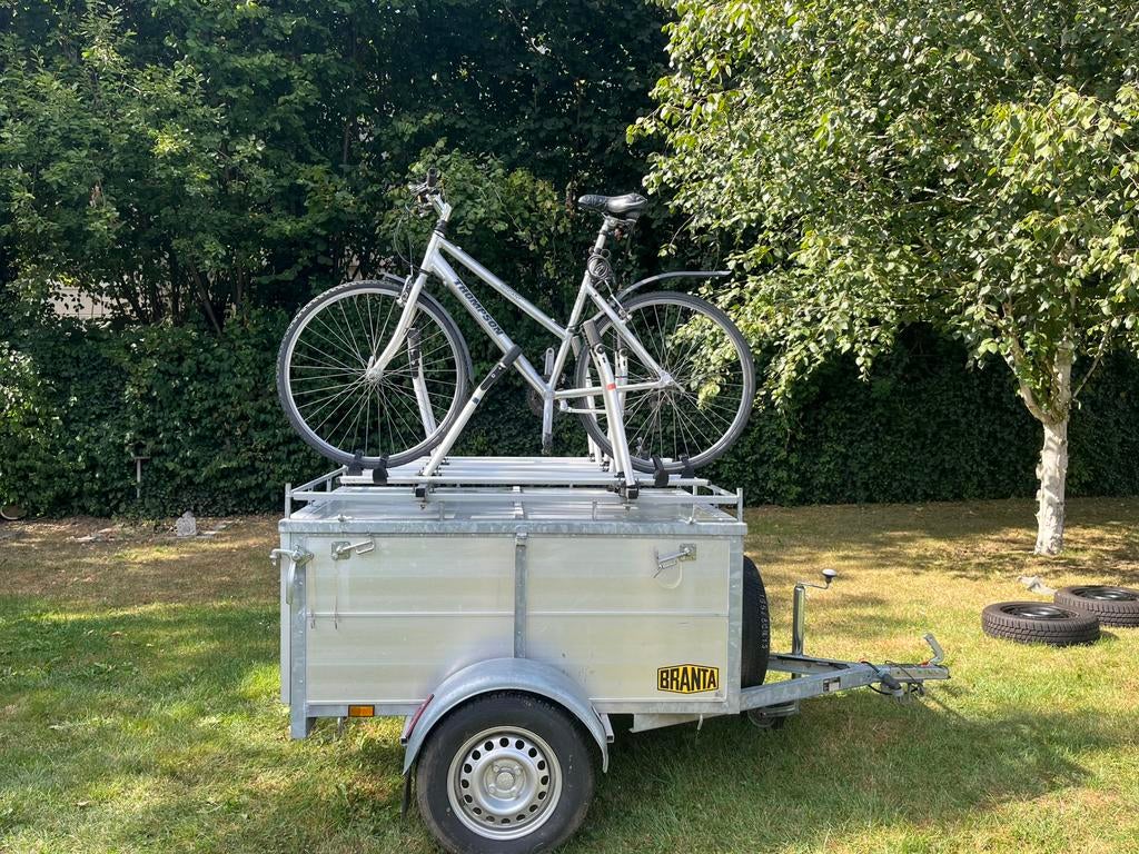 Aanhangwagen. Gegalvaniseerd met grijs aluminium + fietstrek, Caravans en Kamperen