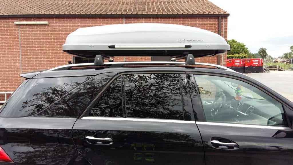 Mercedes dakbox met basisdrager, Autos : Divers, Coffres de toit, Enlèvement