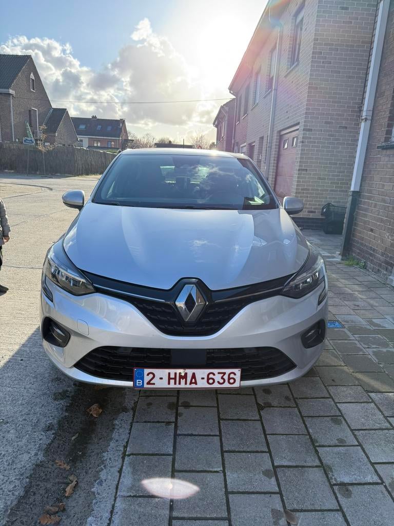 Renault clio, Argent ou Gris, 580 kg, Noir, Automatique