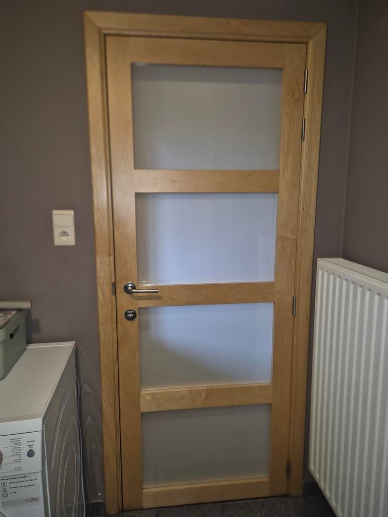 Binnendeur in massief esdoorn/mat glas, Doe-het-zelf en Bouw, Deuren en Vliegenramen, Ophalen, Glas, Binnendeur