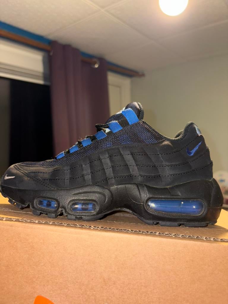 air max 95, Zwart, Ophalen of Verzenden, Zo goed als nieuw, Sneakers