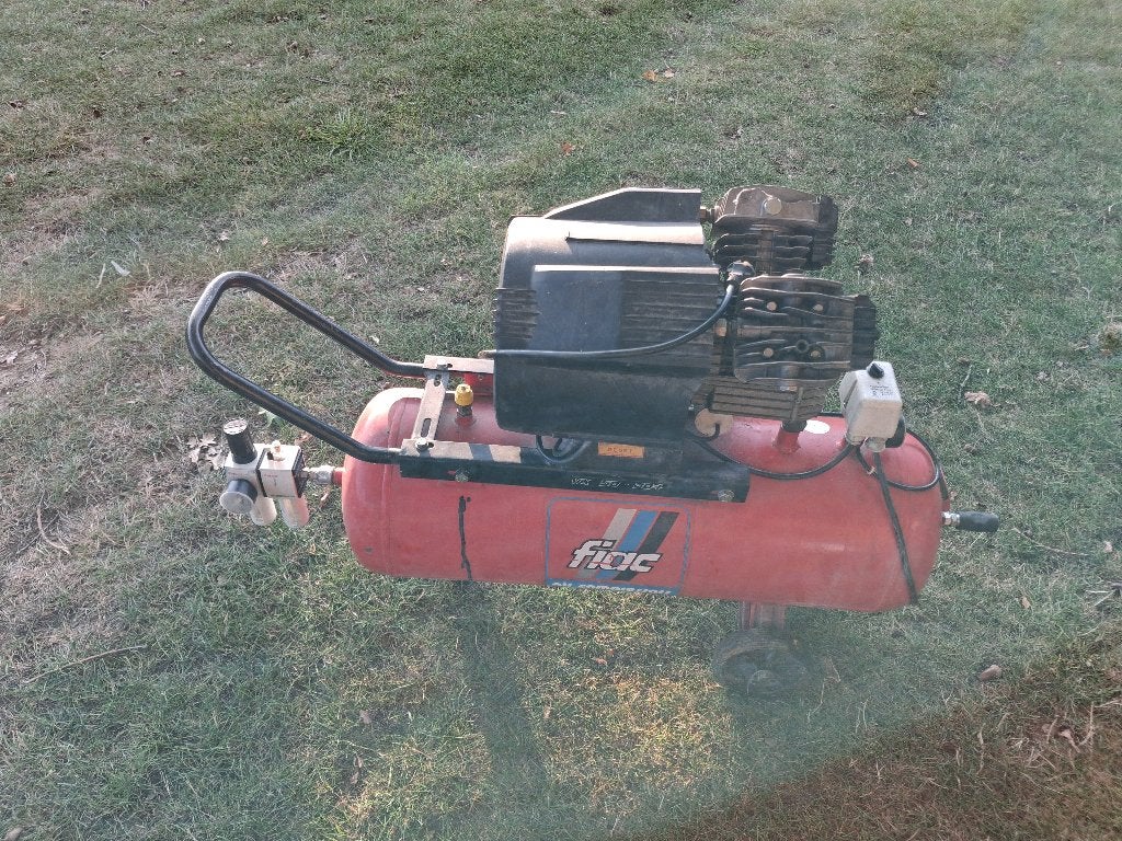 Compressor, Ophalen, Gebruikt, 6 tot 10 bar, 25 tot 100 liter