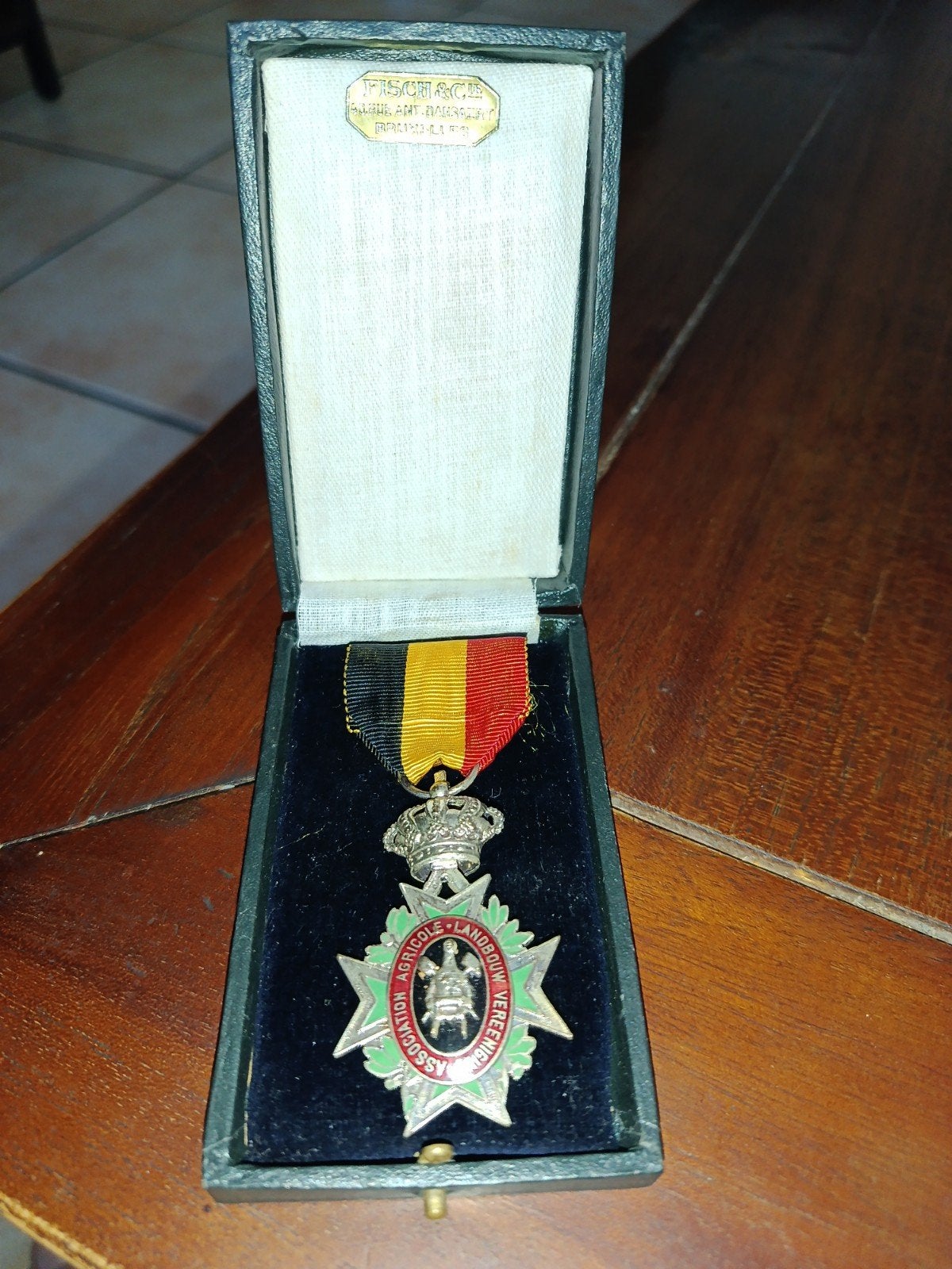 Médaille militaire, Enlèvement ou Envoi
