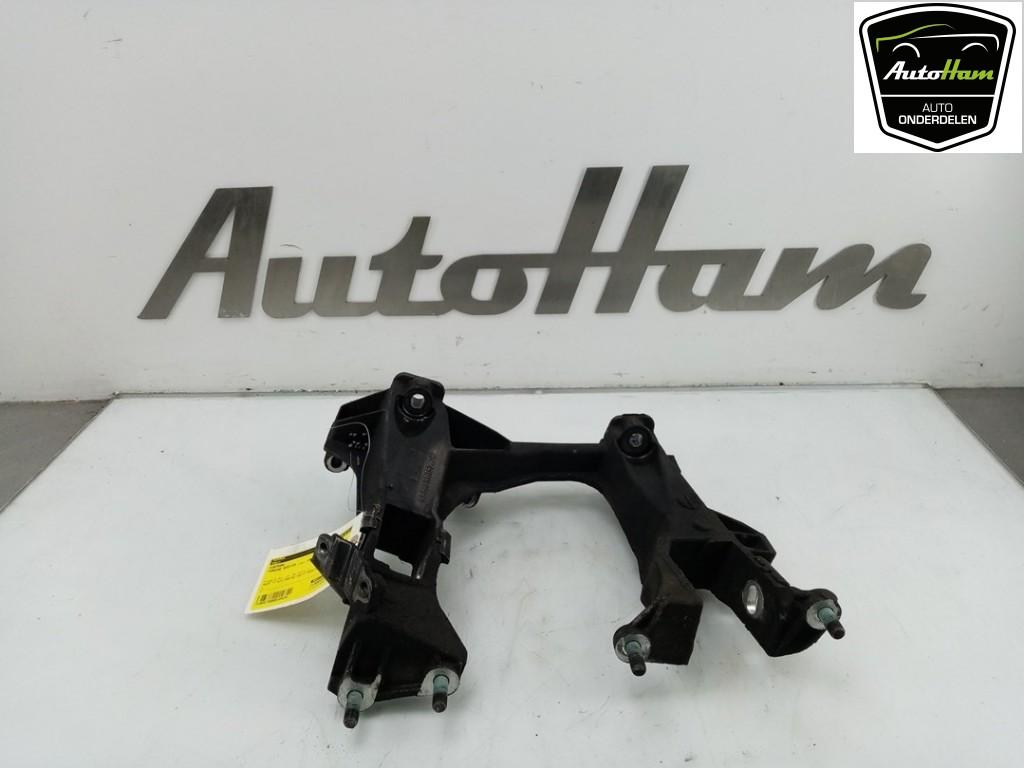 SUBFRAME Porsche Boxster (986) (|98633115206|98633105206|), Gebruikt, Porsche