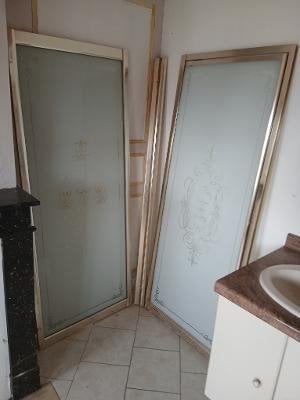 porte +paroi de douche avec toute le fix, Bricolage & Construction, Sanitaire, Enlèvement, Douche
