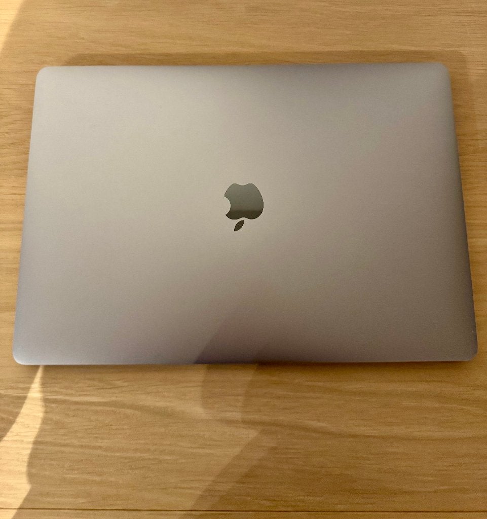 MacBook Pro 15 inch 2019 Intel i9 16GB RAM 500GB SSD, Informatique & Logiciels, Apple Macbooks, MacBook Pro, 512 GB, Enlèvement