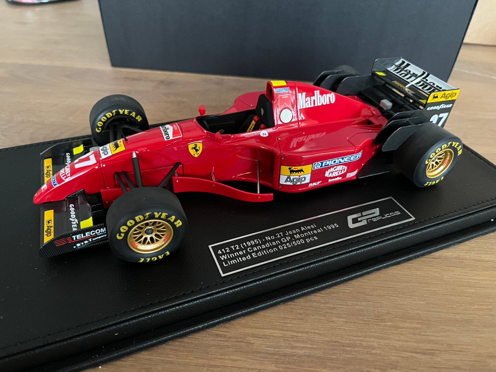 Gp replicas 1/18 ferrari alesi, Hobby en Vrije tijd, Ophalen of Verzenden, Zo goed als nieuw