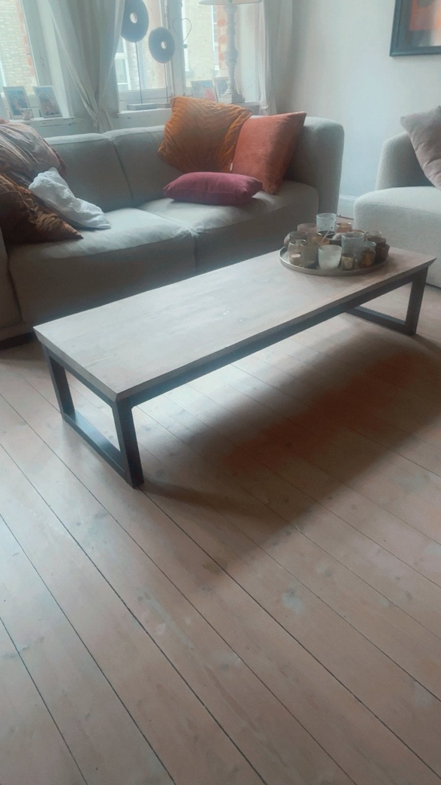 Handgemaakte salontafel uit volle eik, Ophalen, Zo goed als nieuw