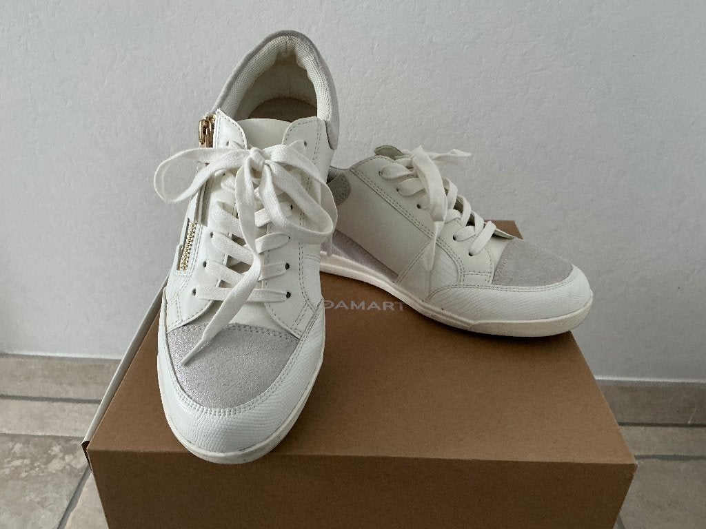 Damart nieuwe sneakers maat 41, Kleding | Dames, Schoenen, Beige, Ophalen of Verzenden, Zo goed als nieuw, Sneakers
