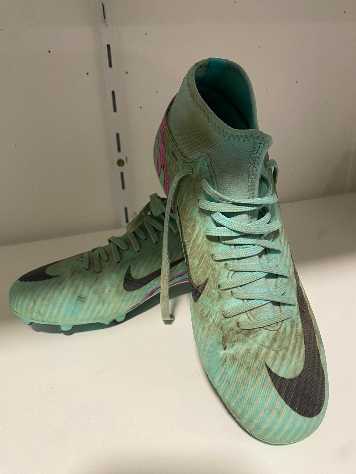 Voetbalschoen, Sport en Fitness, Voetbal, Ophalen, Gebruikt, Schoenen