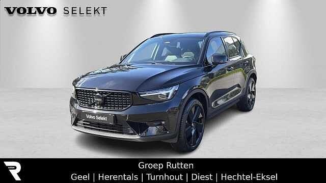 Volvo XC40 B3 AUT Black Edition Plus * 360 * pano, Auto's, Automaat, Euro 6, 1969 cc, Zwart