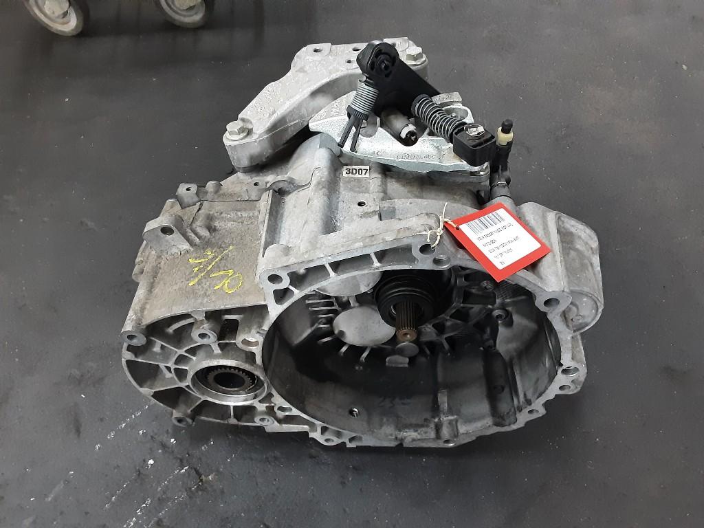 VERSNELLINGSBAK SCHAKEL Volkswagen Passat (3G2) (QGN), Gebruikt, Volkswagen, Mevr. I. Hauben, Rue de l'Espoir 34 34
4030  GRIVEGNÉE, BE