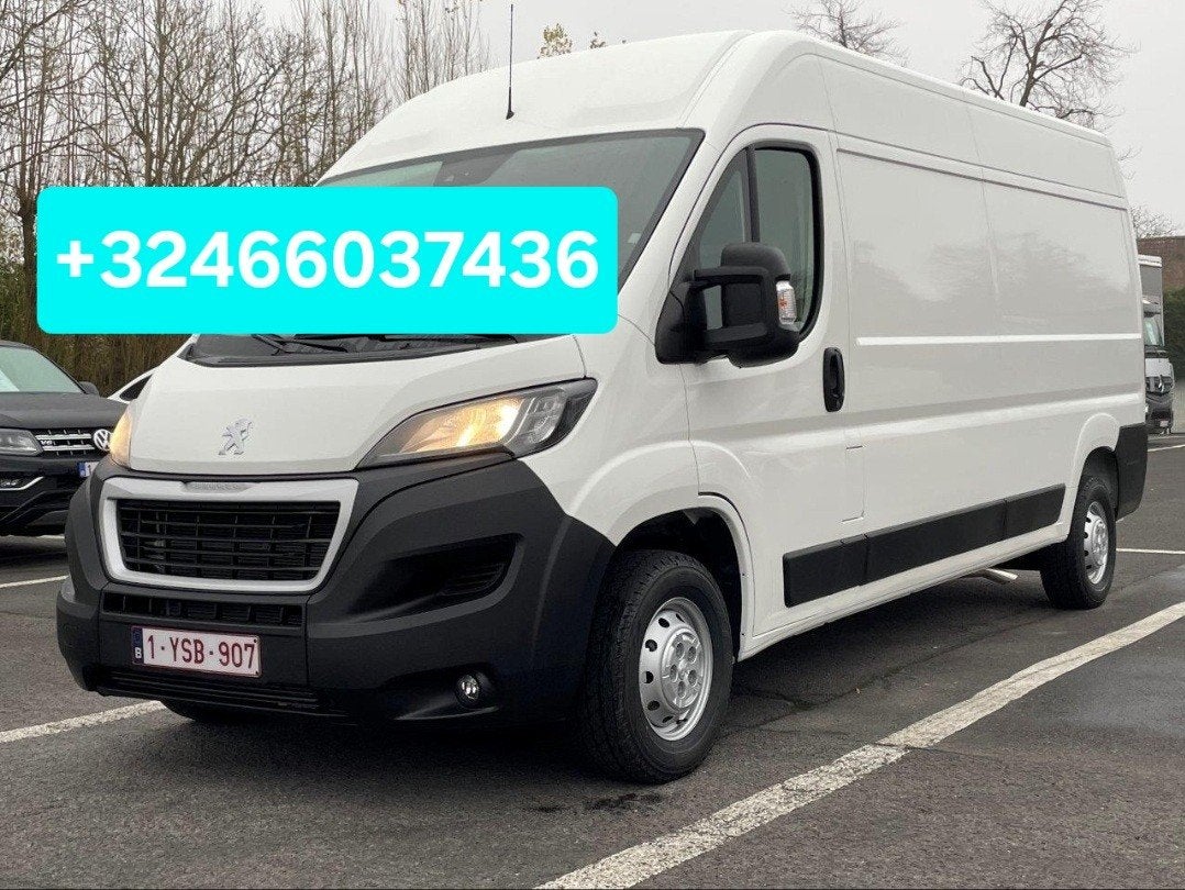 camionnette avec chauffeur