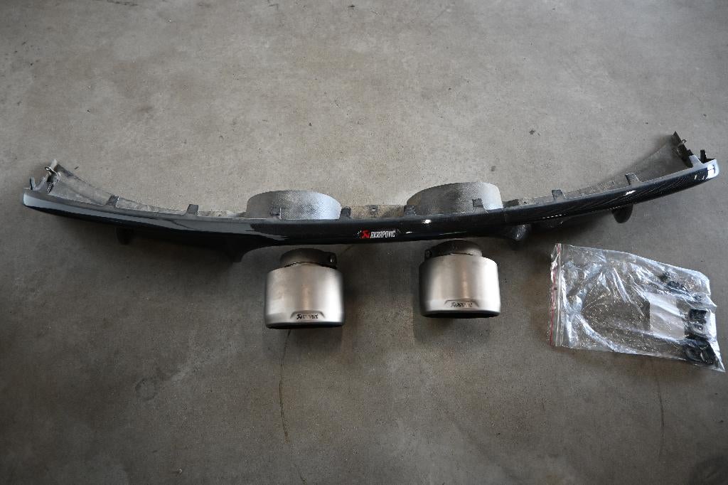 Diffuseur et embouts d'échappement Akrapovic Porsche 911/991, Autos : Divers, Tuning & Styling, Enlèvement