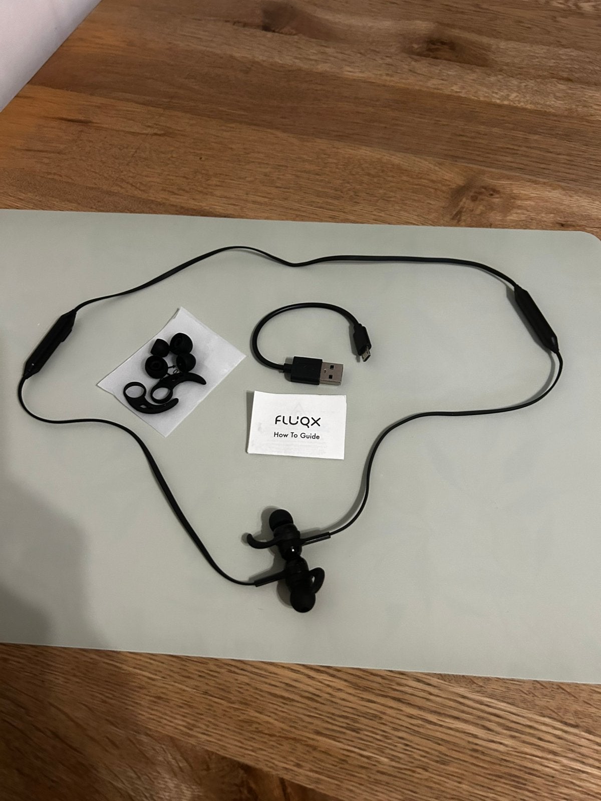 Fluqx sport oortjes, Overige merken, Zo goed als nieuw, Surround, Op oor (supra aural)