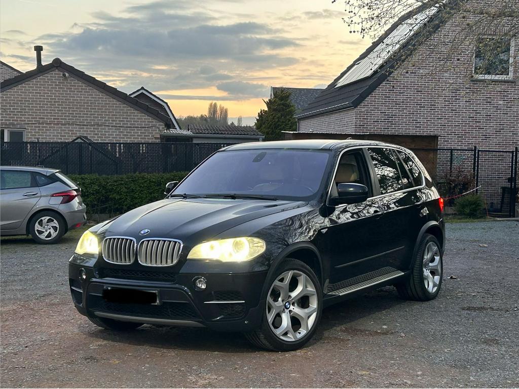 BMW X5 2010 (M-PAKKET) 3.0 DIESEL  306PK EURO5 251DKM, Auto's, Automaat, Euro 5, X5, Zwart