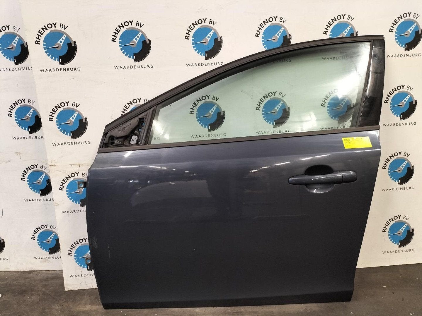 VOLVO V40 MK2 1.5 T2 MOMENTUM  PORTIER LV  2017, Gebruikt, Deur, Voor, Ophalen of Verzenden
