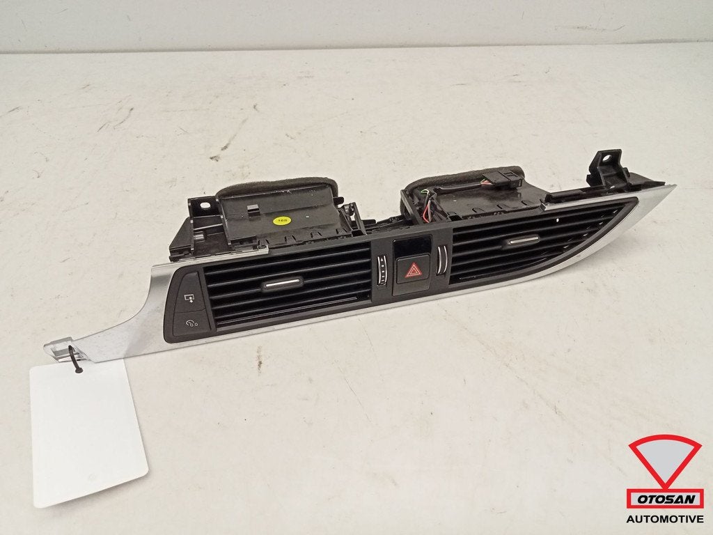 Audi A6 A7 4G Luchtrooster Midden Dashboard 4G1820951, Gebruikt, AUDI AG, Auto-Union-Strasse 1
85045  Ingolstadt, DE, Audi