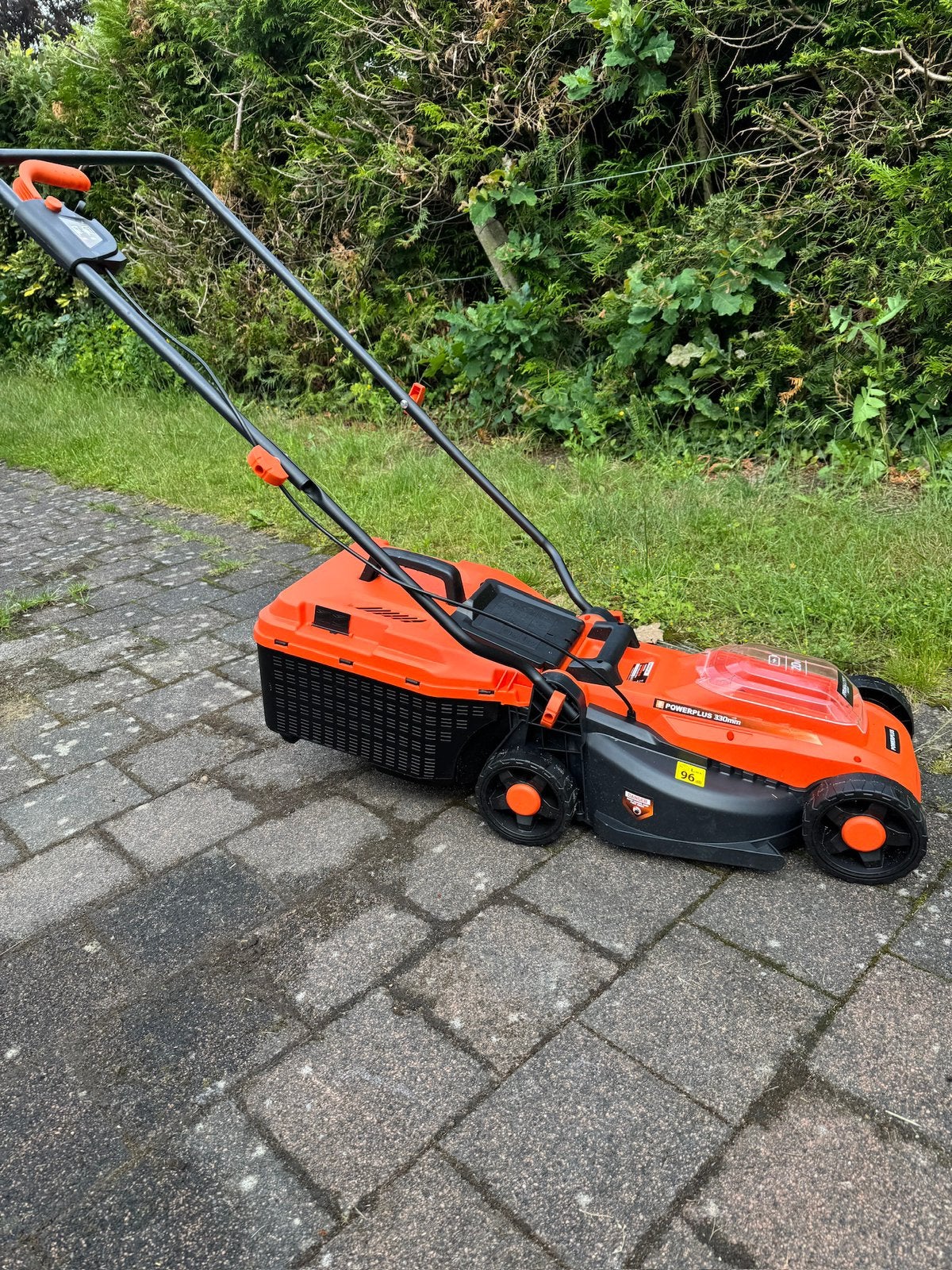 Grasmaaier Powerplus nieuw zonder accu, Tuin en Terras, Grasmaaiers, Ophalen, Accu-grasmaaier, Nieuw, Opvangbak