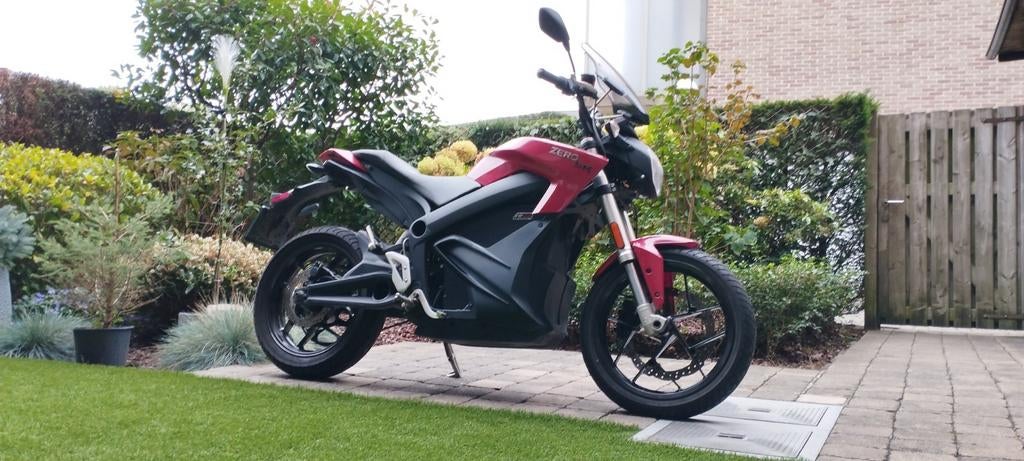 Zero SR ZF 12.5 – Krachtige Elektrische Naked (16 kW / A2), Motoren, Motoren | Overige merken, Particulier