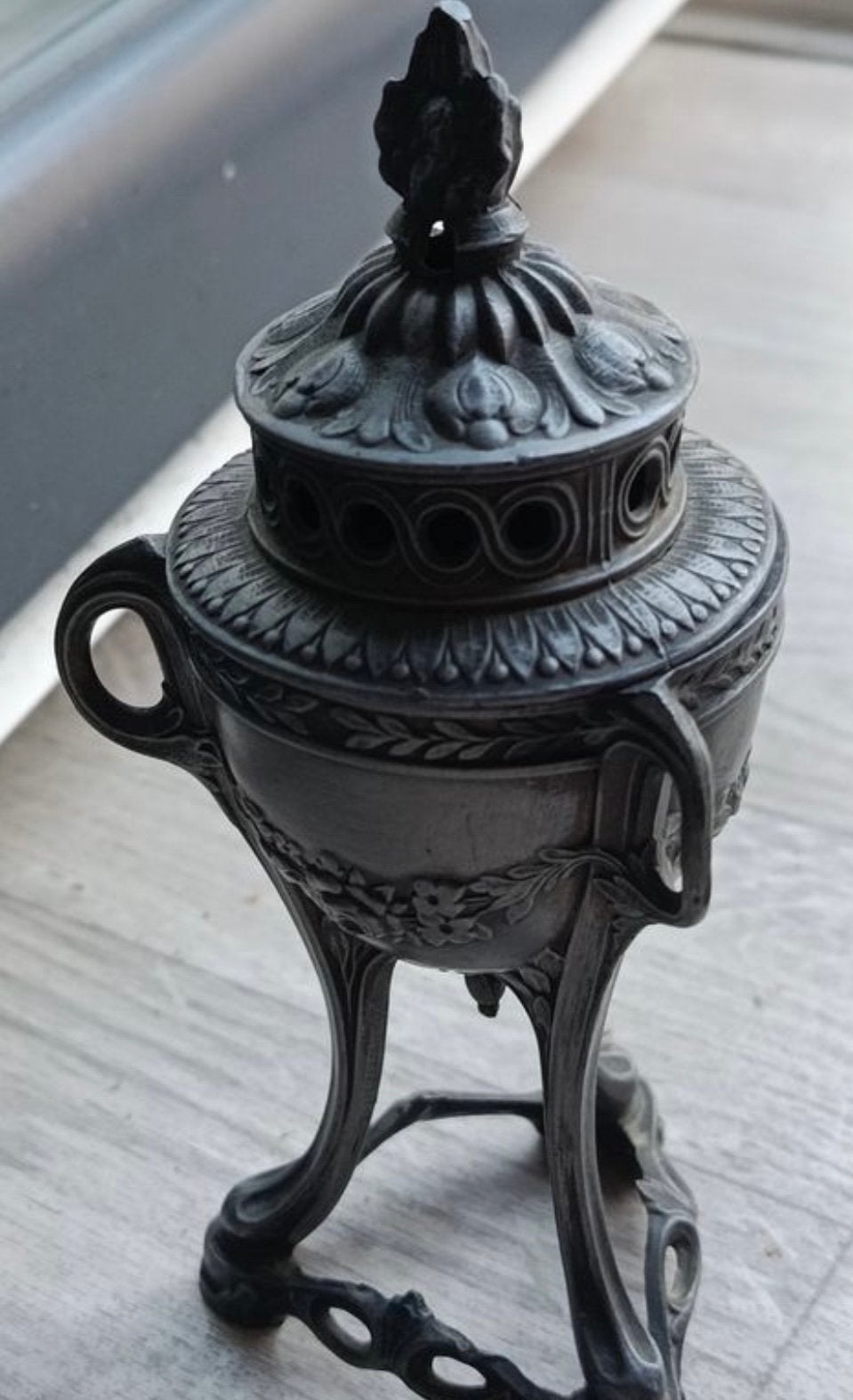 Brûle encens Art Nouveau, Enlèvement ou Envoi