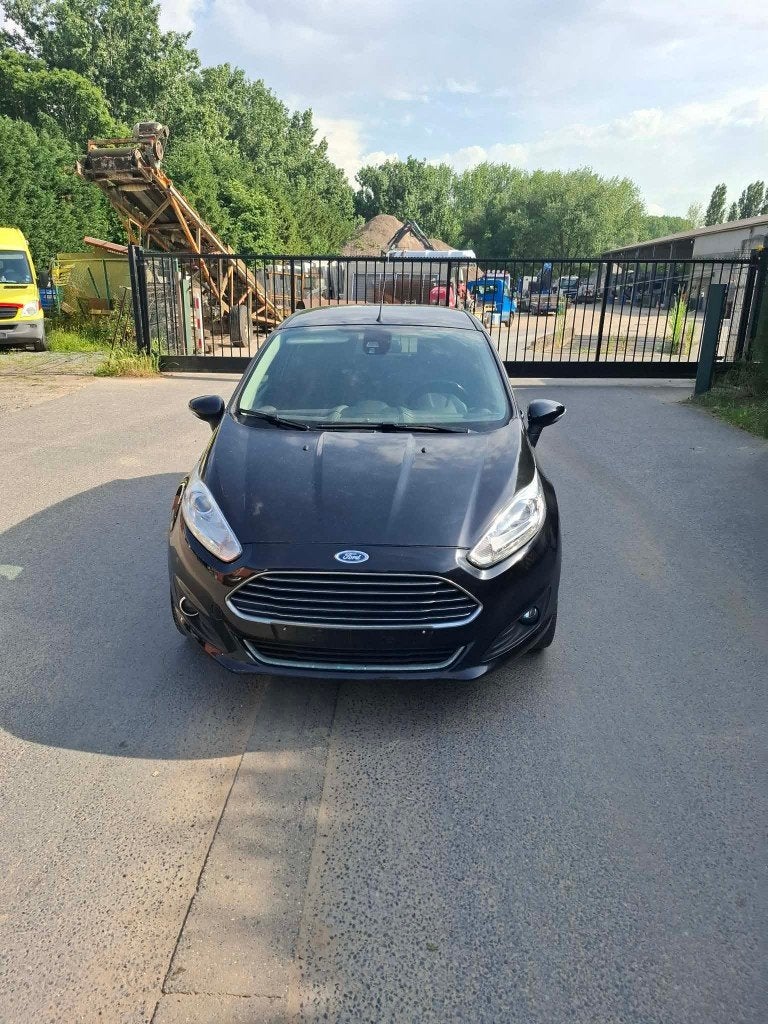 FORT FIASTA, Autos, Euro 5, Achat, Electronic Stability Program (ESP), Entreprise
