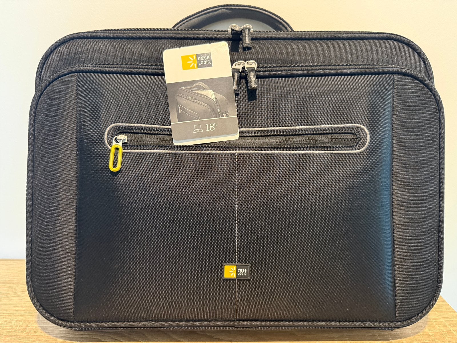 Housse de transport PC Case Logic 17/18p, Housse pour ordinateur portable, Comme neuf, Enlèvement, 17 pouces ou plus