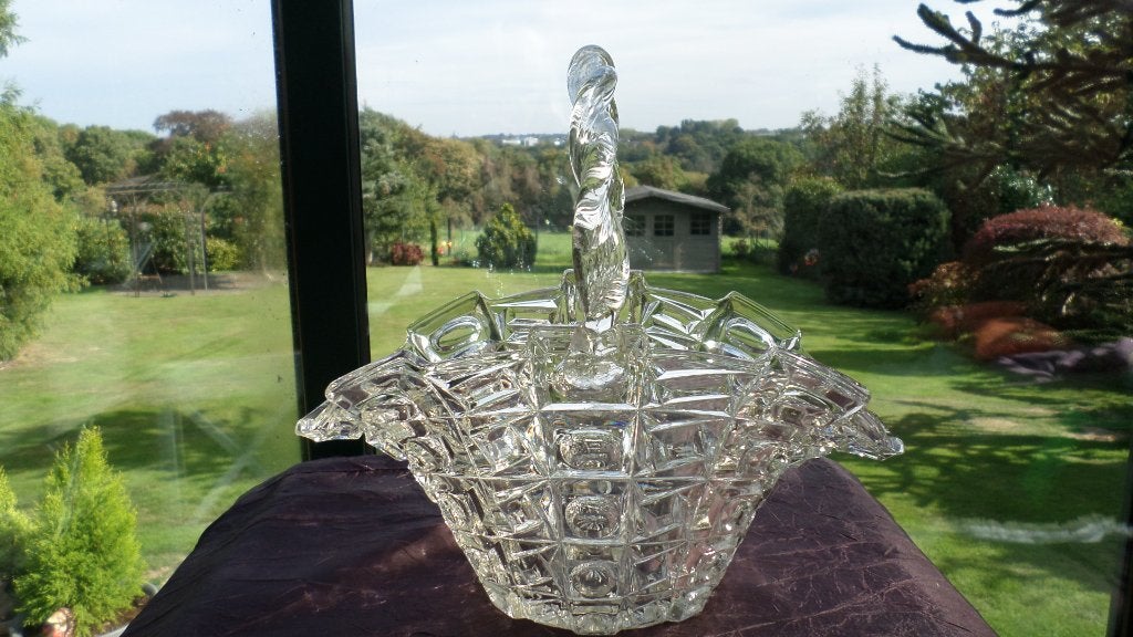 Corbeille en verre Tchécoslovaquie, Antiquités & Art, Enlèvement ou Envoi