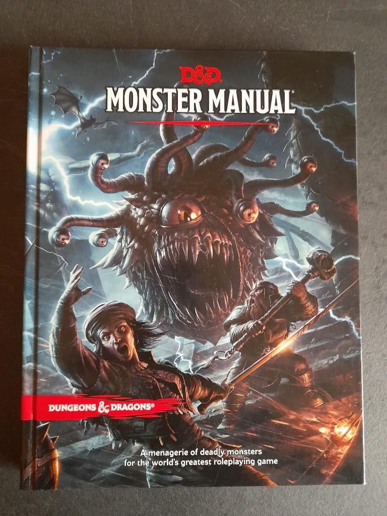 Dungeons & Dragons - Monster Manual (2014), Hobby & Loisirs créatifs, Trois ou quatre joueurs, Enlèvement, Comme neuf