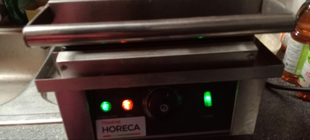 Gaufrier horeca milsake presse hamburger, Enlèvement