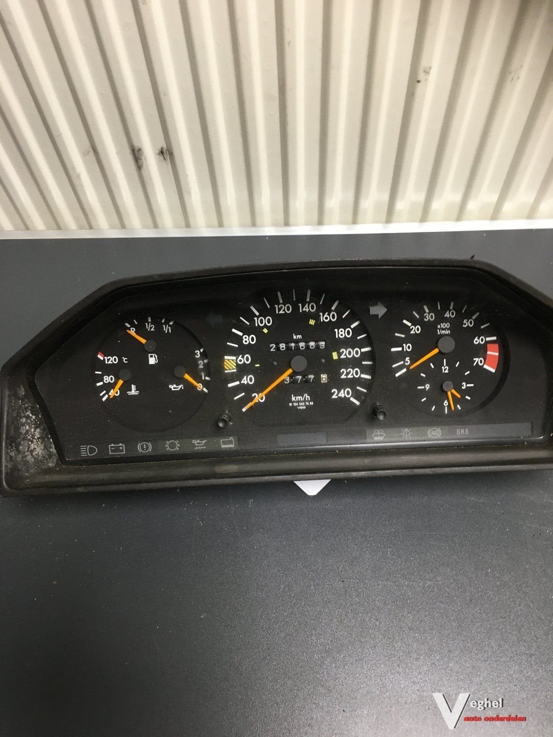 Mercedes W124    Benzine 1992       124 542 7469   Km Teller, -, Utilisé, -, -