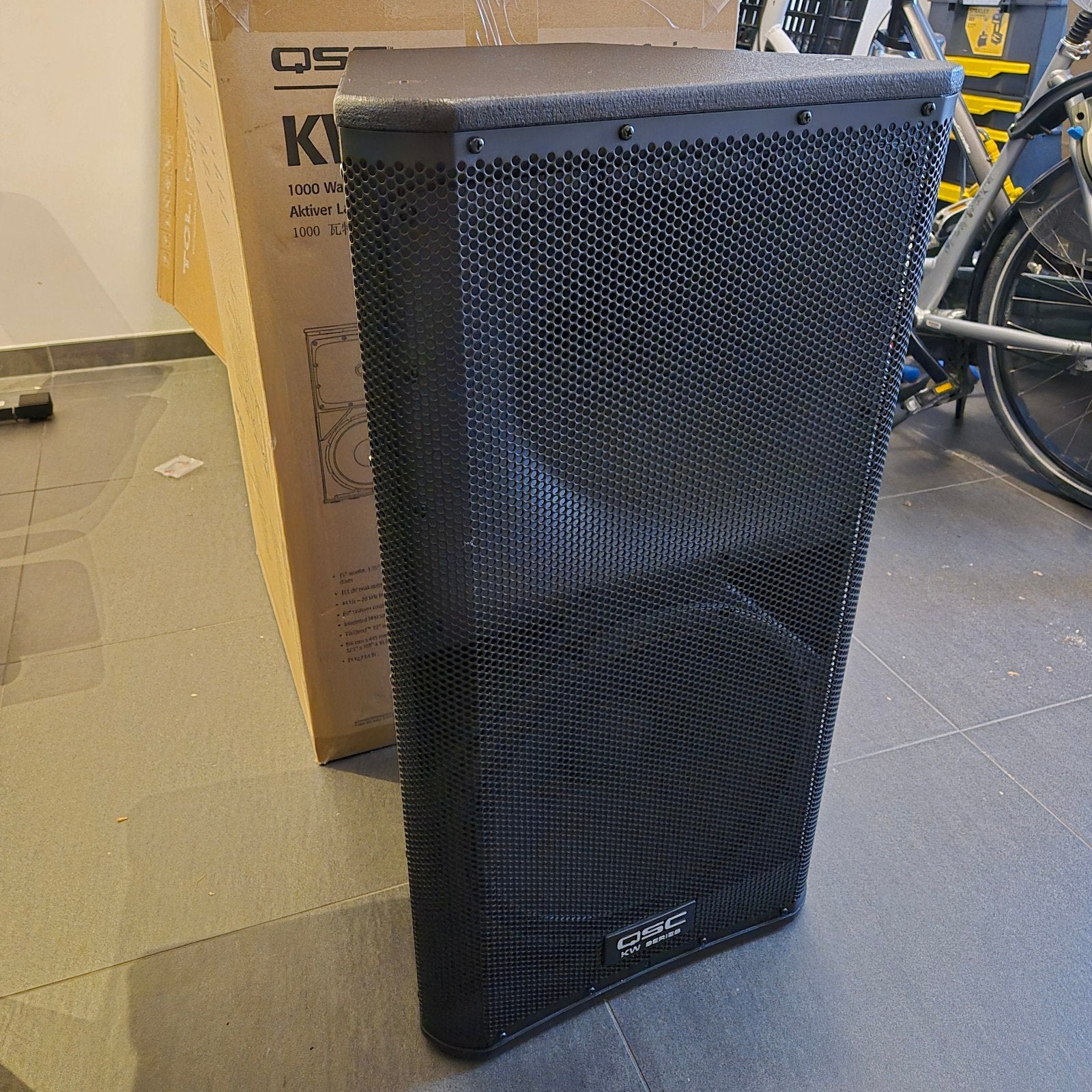 2x qsc kw152 nieuw in doos, Audio, Tv en Foto, Luidsprekerboxen, Ophalen