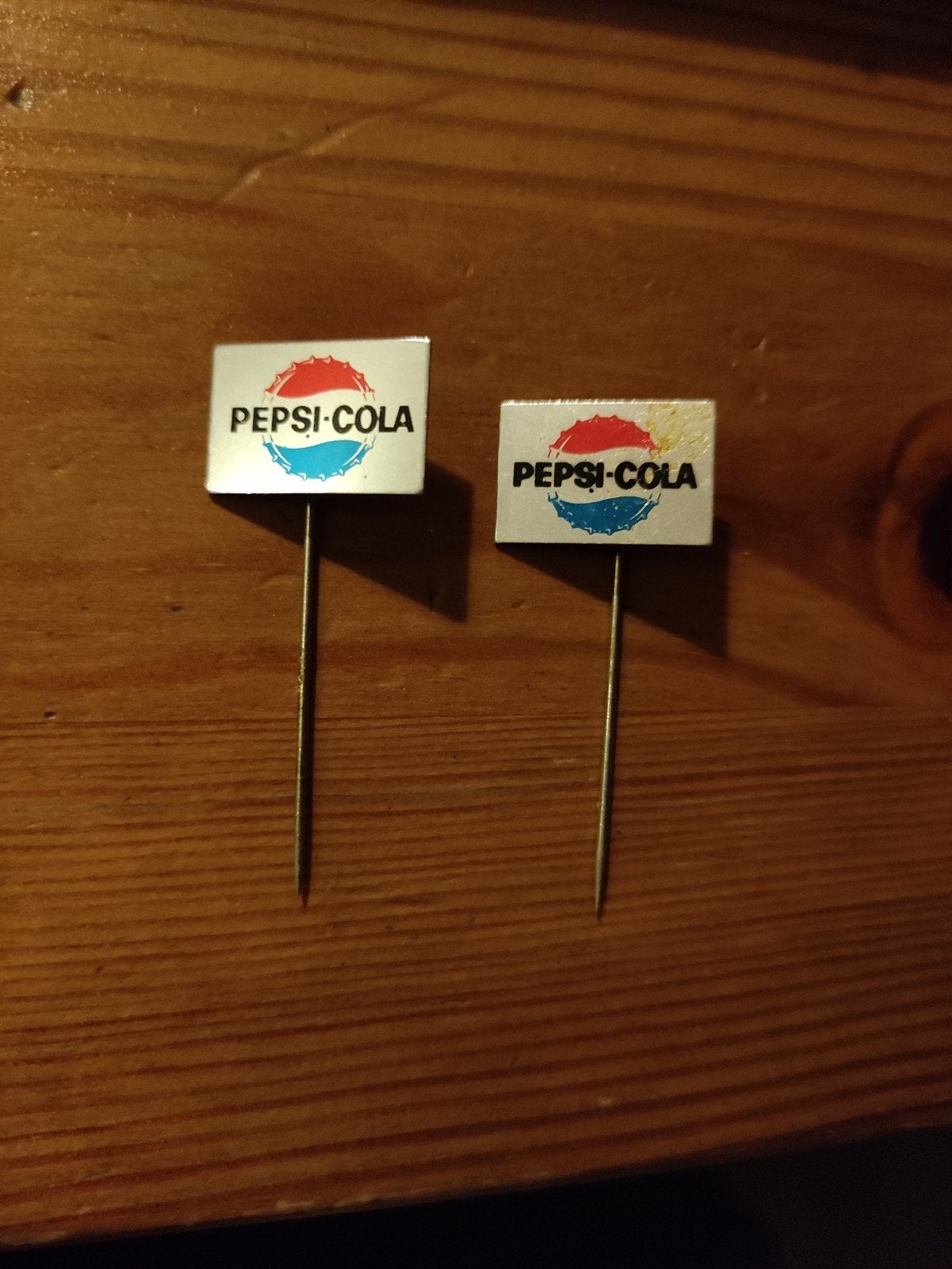 2x vintage pepsi-cola speldjes, Enlèvement ou Envoi