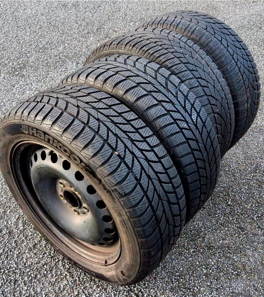 4 roues hiver 205/55-16 pour Ford, Auto-onderdelen, Banden en Velgen, Ophalen, Gebruikt, 16 inch, Banden en Velgen