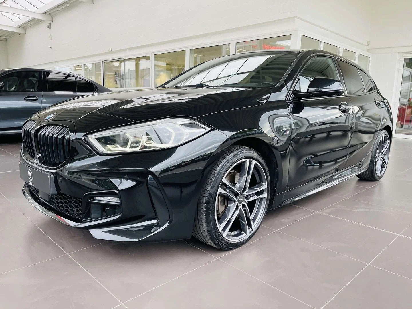 BMW 1 Serie 118 i * GARANTIE + PACK M + LED + CUIR *, https://public.car-pass.be/vhr/08a96fad-35c6-4280-b898-b61ec46fe854, Achat