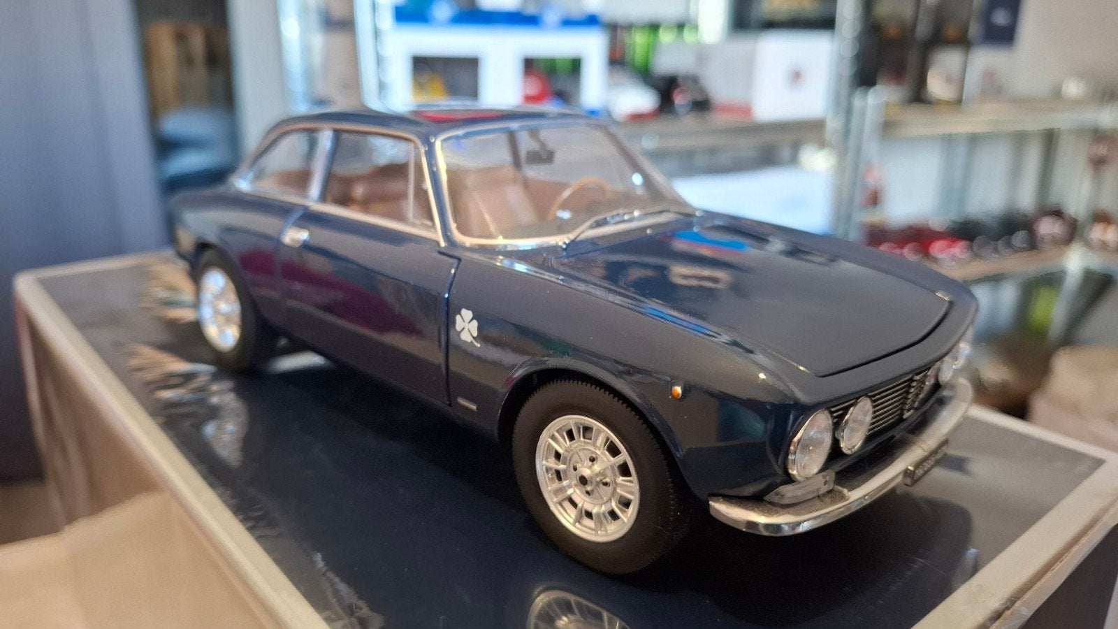voiture miniature 1 18, Ophalen of Verzenden, Zo goed als nieuw, Auto, Norev