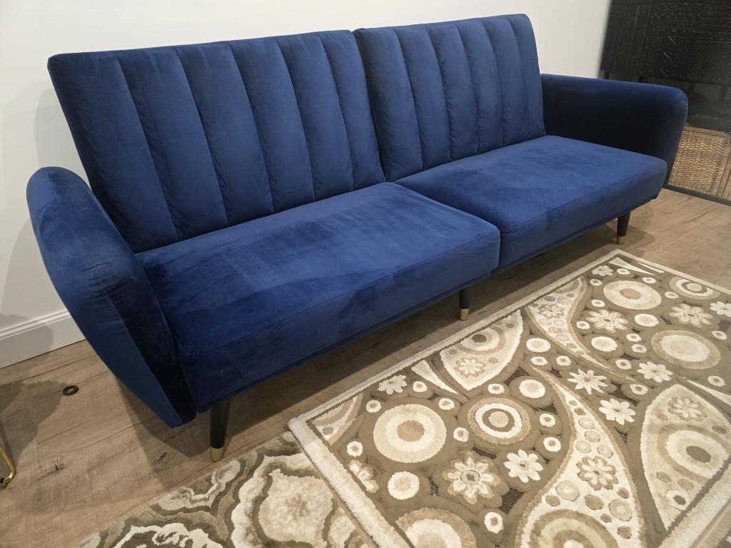 Canapé convertible 3 places en velours bleu marine VIMMERBY, Huis en Inrichting, Zetels | Zetels, Ophalen, Gebruikt, Minder dan 75 cm