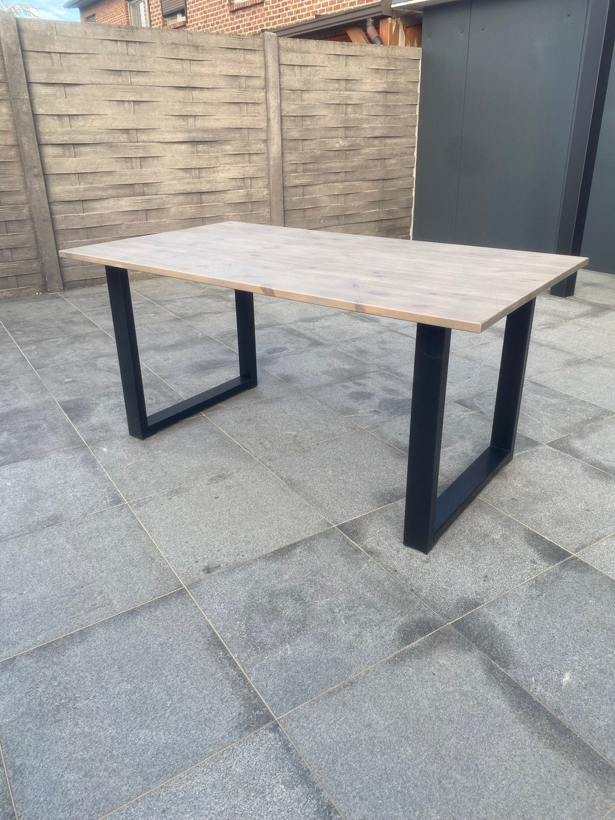 Tafel, Enlèvement, Comme neuf