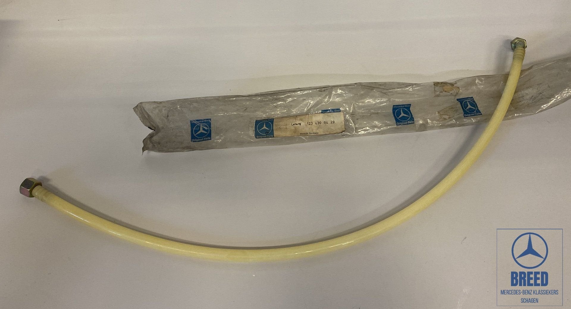 NOS vacuümslang rembekrachtiger voor Mercedes-Benz W123 200D, Auto-onderdelen, -, Nieuw, Ophalen of Verzenden, -