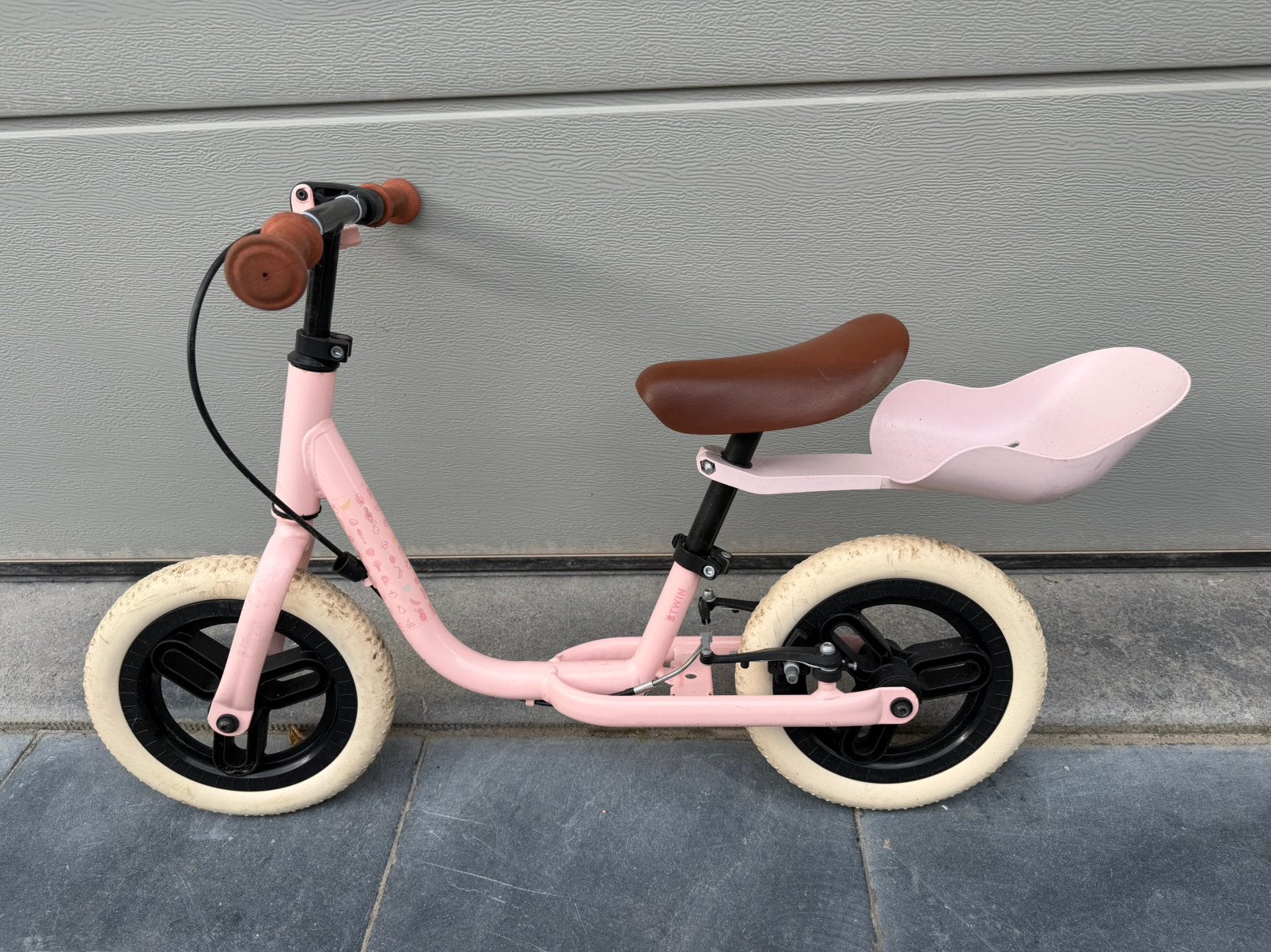 Loopfiets btwin, Kinderen en Baby's, Speelgoed | Buiten | Voertuigen en Loopfietsen, Ophalen, Zo goed als nieuw, Loopfiets