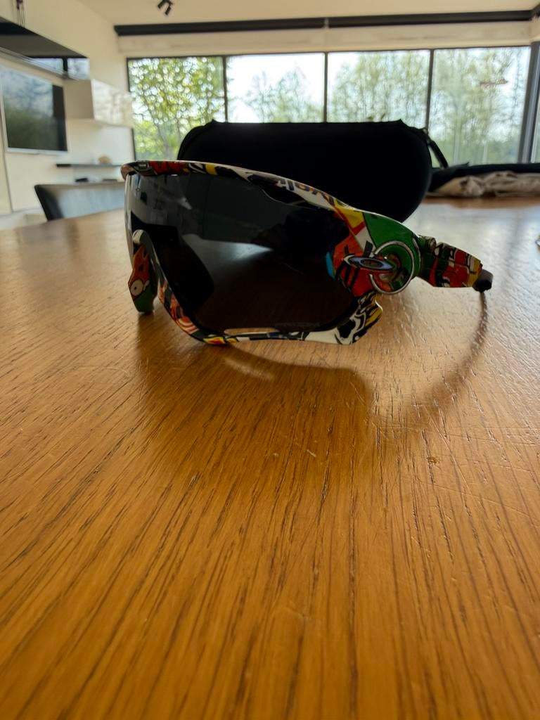 Oakley jawbreaker stickerbomb, Sport en Fitness, Ophalen of Verzenden, Zo goed als nieuw, Kleding