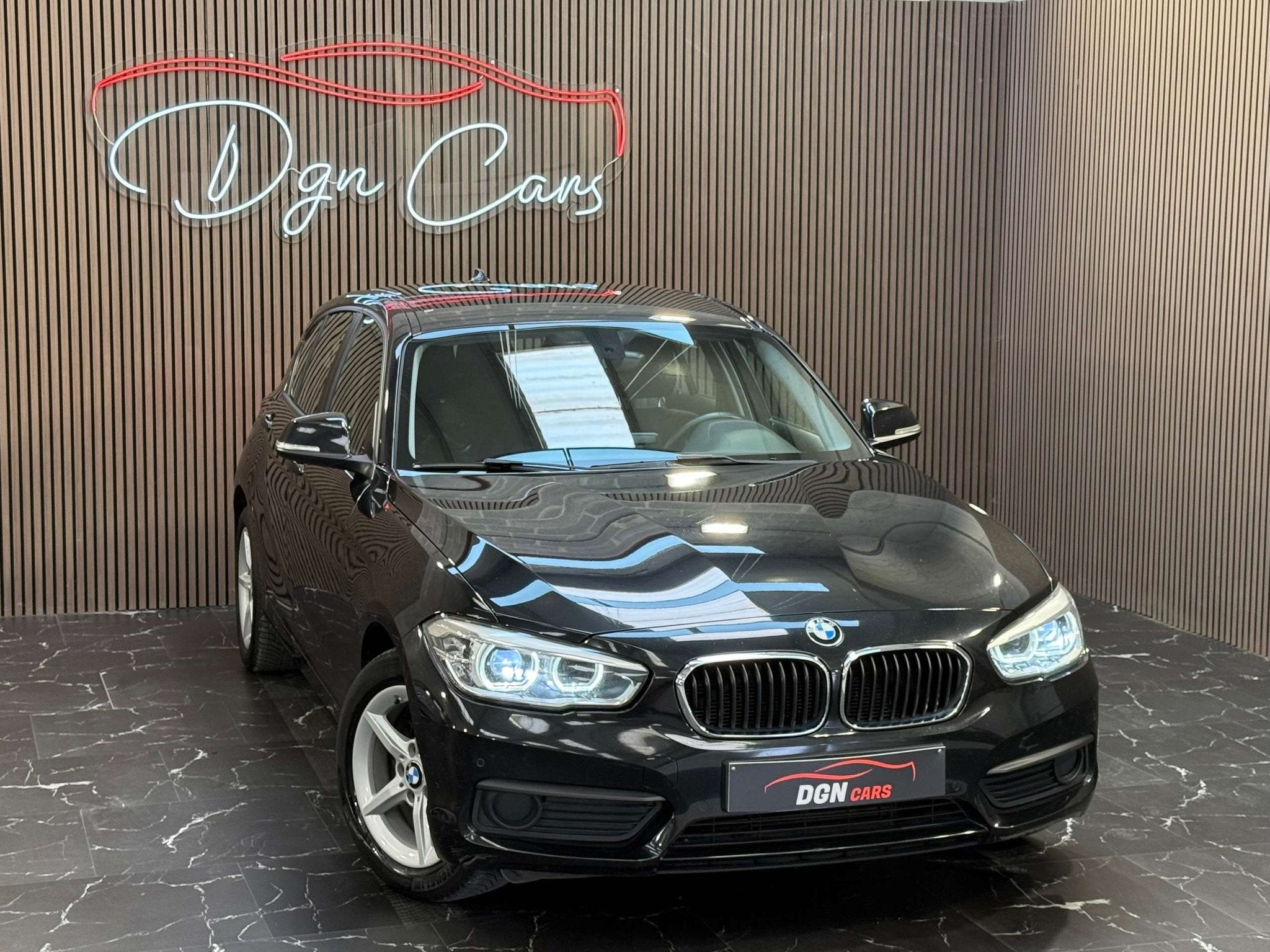BMW 1 Serie 114 114 d JOY Edition (bj 2018), Auto's, BMW, Gebruikt, 95 pk, Zwart, Bedrijf