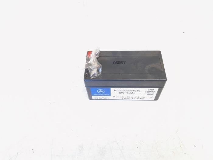 Batterie de réserve d'un Mercedes ML-Klasse, 3 mois de garantie, Utilisé, -, -