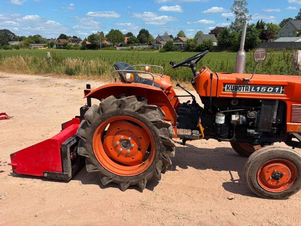 Kubota trekker, Zakelijke goederen, Landbouw | Tractoren, Ophalen, Tot 2500